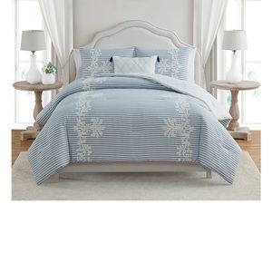 My Texas House Full/queen comforter set with two shams and throw pillow